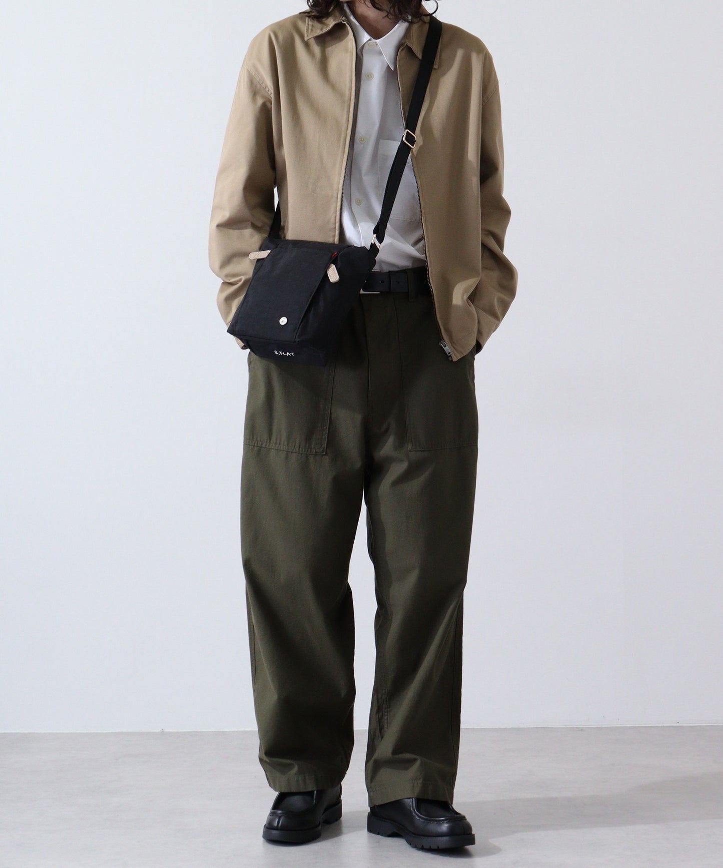 &.FLAT | アンドフラット ショルダーバッグ